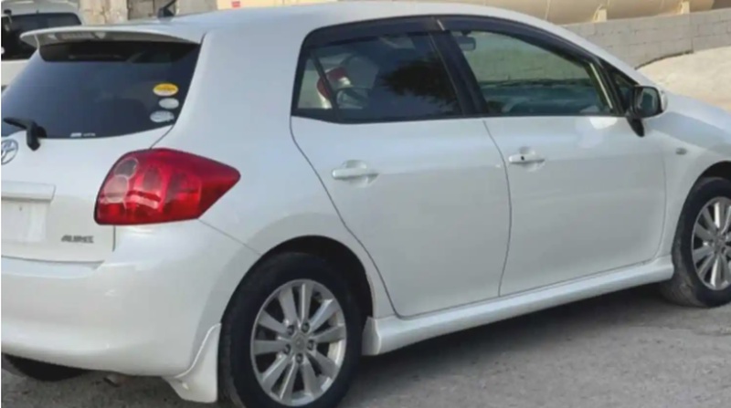 стекло от Toyota auris